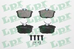 LPR FREN BALATA ARKA VOLVO S40 I 1.6i 16v 1995-2003/ S40 I 1.8i 16v 1995-2003/ S40 I 1.9 TD 1995-2003/ MITSUBISHI CARISMA (DA) 1.8 GDI 1995-2006/ COLT VI 1.3 2002-2012/ COLT VI 1.5 DID 2002-2012 M850978