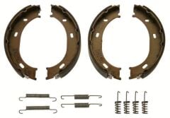 BOSCH EL FREN BALATASI AKSESUARLI SPRINTER 2T 208 D 160X40 mm 1995-2006/SPRINTER 3T 310 D- 1995-2006/LT 28-46 II 2.5 TDI- 1996-2006/SPRINTER 3T 308 D- 1995-2006/SPRINTER 3T 312 D- 1995-2006