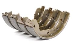 FERODO EL FREN BALATASI AKSESUARLI BMW 5 SERISI 520 i 185x30 mm 2003-2010/5 SERISI 520 D 2003-2010/6 SERISI 645 Ci 2004-/7 SERISI 730 D 2001-2009/TRANSPORTER V 1.9 TDI 2003-2011