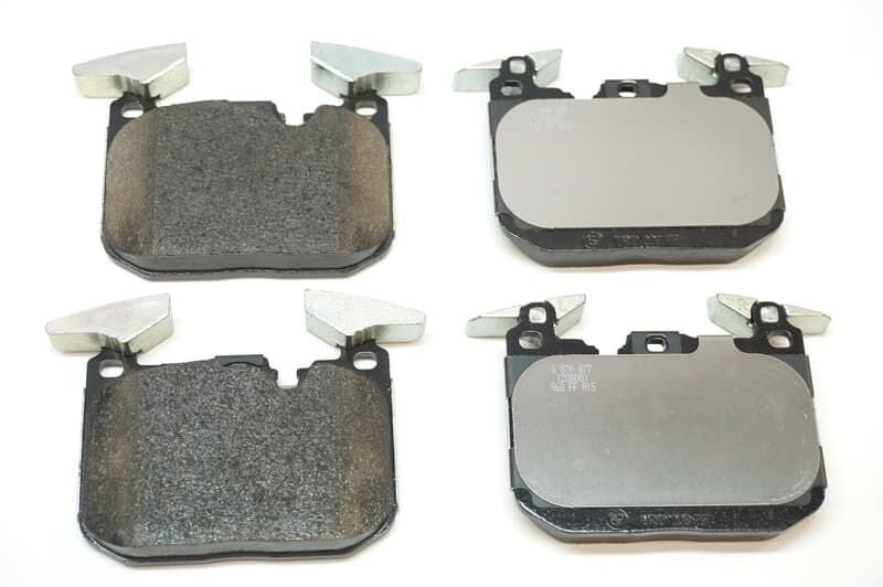 AP FREN BALATA ON BMW 3 SERISI (F30) 316 i-316 D-318 i-320 D-320 i 11- / 1 SERISI (F20,F21) 114 i-116 i - 116 D - 118 i - 118 D 10-/ i8 (I12) HYBRID 14-20/ 4 SERISI (F32) 418 i - 420 i 2013- 34106878878