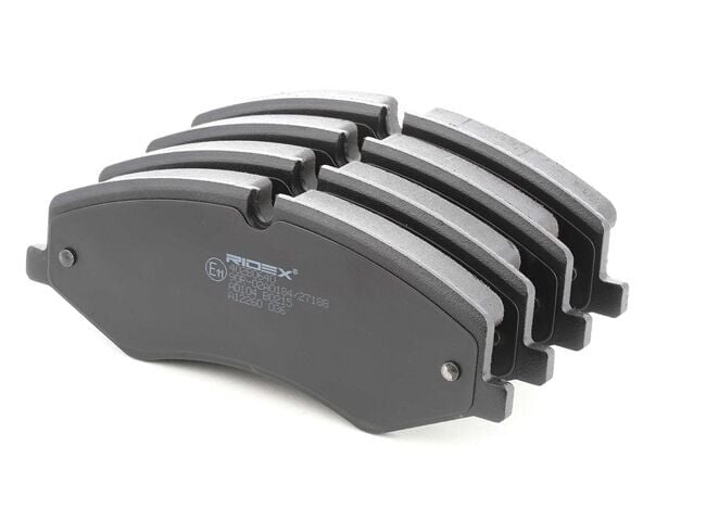 BSG FREN BALATA ON LAND ROVER DISCOVERY IV (LA) 3.0 TD 4X4 2010-/ DISCOVERY IV (LA) 3.0 4X4 2010-/ SPORT (LS) 2.7 TD 4X4 2005-2013/ ROVER SPORT (LS) 3.0 TD 4X4 2005-2013/ SPORT (LS) 4.2 4X4 2005-2013