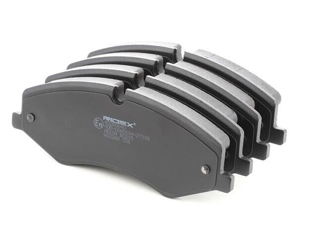 BSG FREN BALATA ON LAND ROVER DISCOVERY IV (LA) 3.0 TD 4X4 2010-/ DISCOVERY IV (LA) 3.0 4X4 2010-/ SPORT (LS) 2.7 TD 4X4 2005-2013/ ROVER SPORT (LS) 3.0 TD 4X4 2005-2013/ SPORT (LS) 4.2 4X4 2005-2013