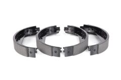 BOSCH EL FREN BALATASI AKSESUARLI BMW 5 SERISI 520 i 184X30 mm 2003-2010/5 SERISI 520 D 2003-2010/6 SERISI 645 Ci 2004-/7 SERISI 730 D 2001-2009/TRANSPORTER V 1.9 TDI 2003-2011