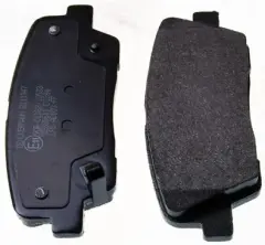 AP FREN BALATASI ARKA IKAZLI KIA SORENTO II 2.0 2.2 CRDI 2009-2015 / HYUNDAI SANTA FE II 2.0 2.2 CRDI 2006-2012 / SANTA FE III 2.0 2012- / GENESIS 2008-2014 / SSANGYONG MUSSO GRAND 2.2 2018-